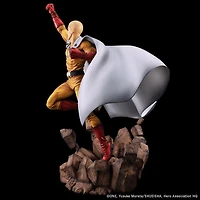 One-Punch Man Saitama Statue
