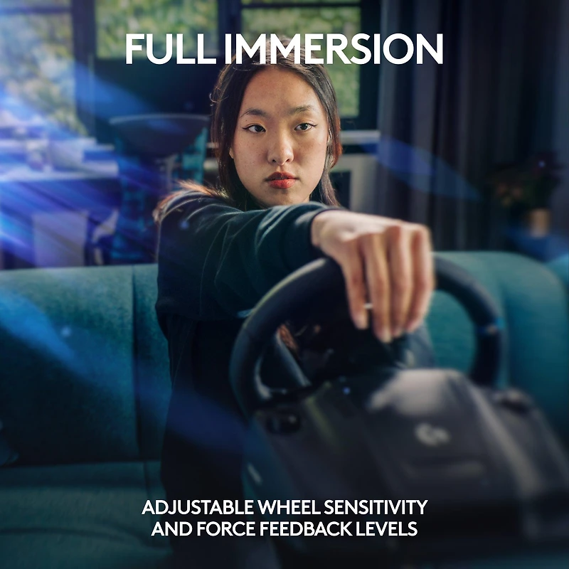 Logitech G923 TRUEFORCE Racing Wheel and Pedals - PlayStation 5