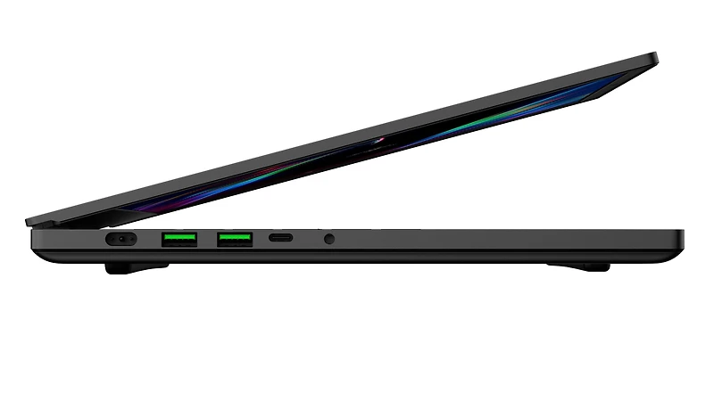 Razer Blade 15 15.6-in Gaming Laptop Advanced Intel Core i7 16GB Memory GeForce RTX 2080 SUPER 1TB SSD