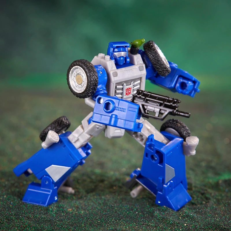 Hasbro Transformers Legacy Evolution Deluxe Class Beachcomber 5.5-in Action Figure