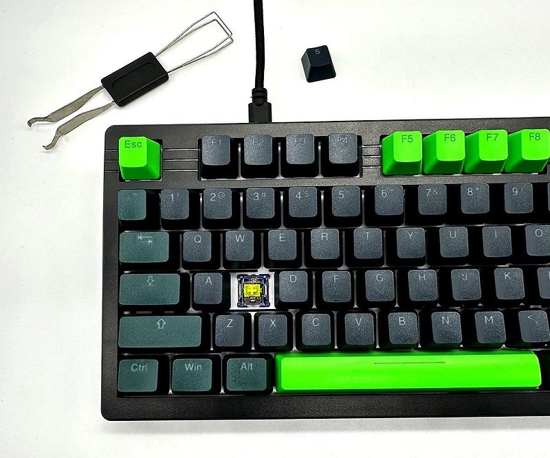 GameStop Wired 75% Hot Swappable Mechanical Keyboard