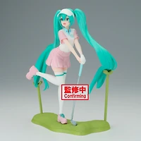 Banpresto Hatsune Miku Holiday Memories (Golf) 6.3-in Action Figure