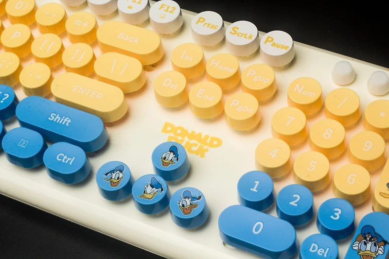 Disney Donald Duck 90th Anniversary 2.4G Wireless Keyboard and Mouse Bundle GameStop Exclusive