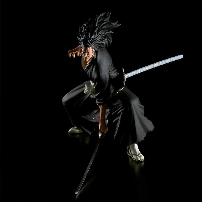 Banpresto Bleach Vibration Stars Kenpachi Zaraki 5.10-in Statue