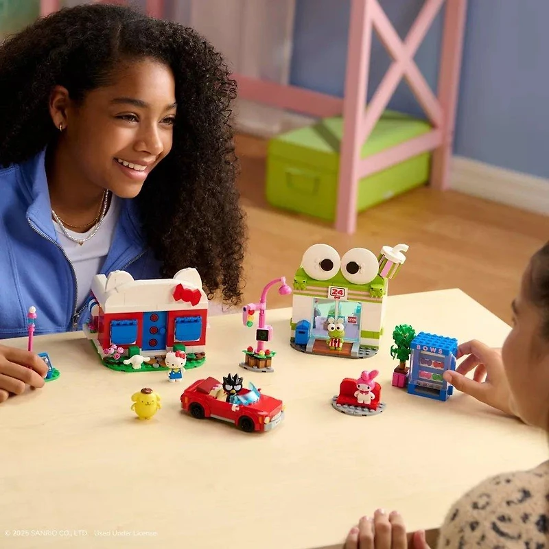 BLDR Sanrio Hello Kitty and Friends Hello Kitty’s Dream Cafe Building Set