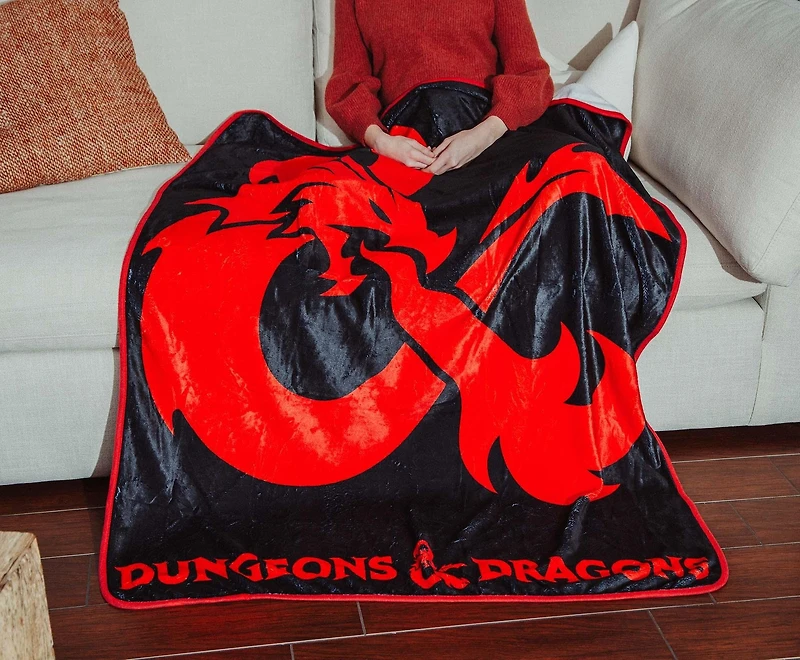 Dungeons and Dragons Logo Fleece 45 x 60-In Throw Blanket