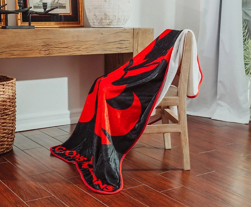 Dungeons and Dragons Logo Fleece 45 x 60-In Throw Blanket