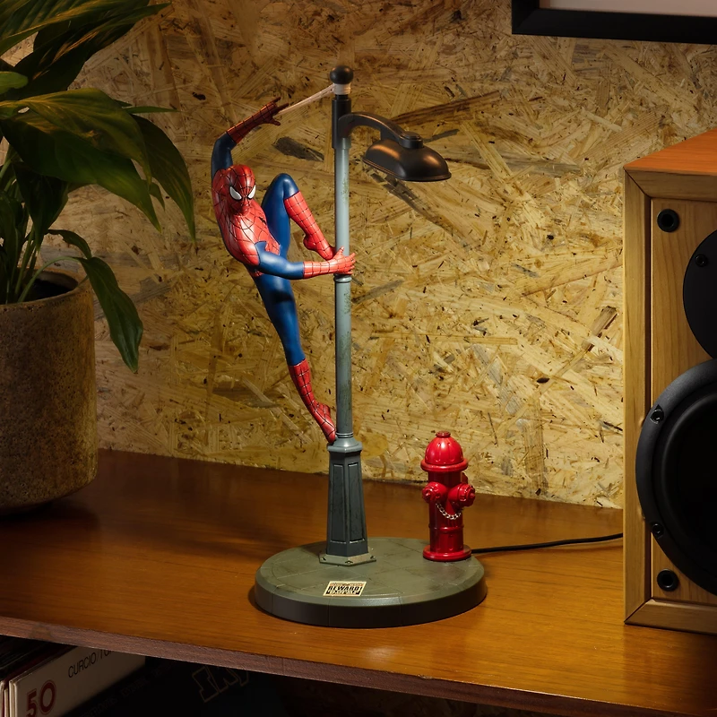 Spider-man 13.4-in V2 Lamp