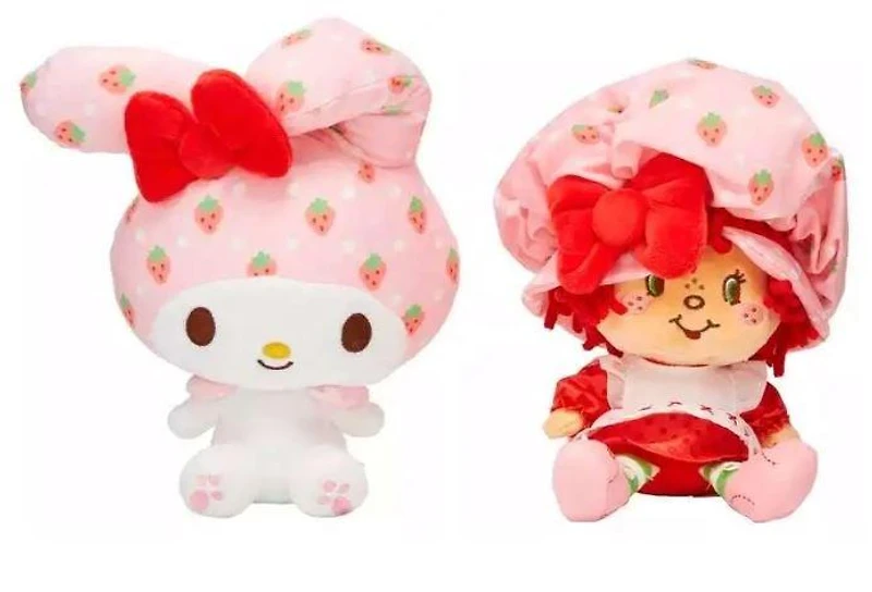 Jakks Pacific Sanrio My Melody x Strawberry Shortcake 9-in Plush 2-Pack
