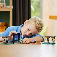 LEGO Minecraft The Armory Building Set 21252