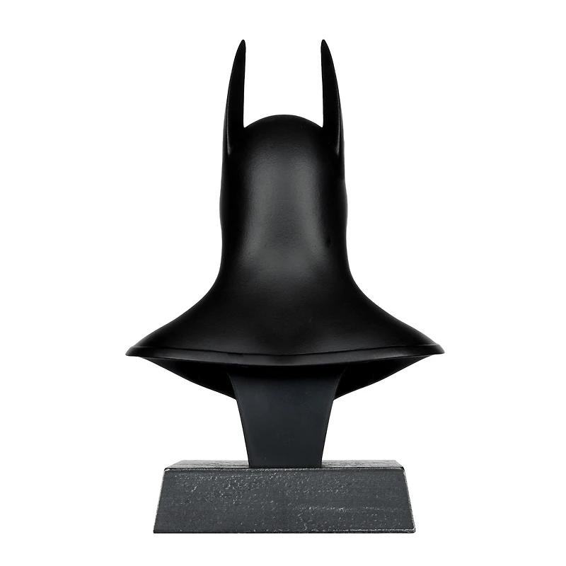 McFarlane Toys DC Direct Batman - Batman (The Dark Knight Returns) 1:3 Scale Cowl Prop Replica