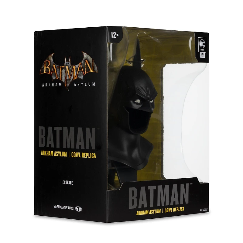 McFarlane Toys DC Direct Batman - Batman (The Dark Knight Returns) 1:3 Scale Cowl Prop Replica