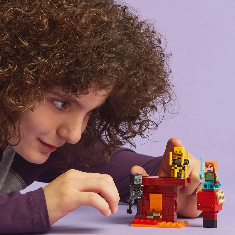 LEGO Minecraft The Nether Lava Battle Building Playset 21266