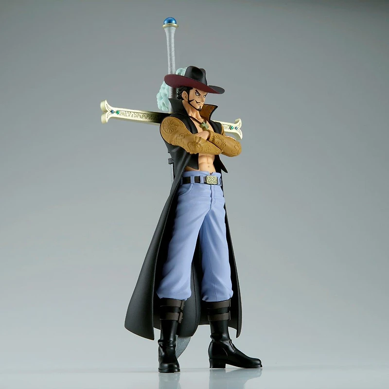 Banpresto One Piece DXF The Grandline Series Extra Dracule Mihawk 6.7-in Statue