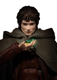 Bandai Tamashii Nations S.H.Figuarts The Lord of The Rings: The Fellowship of The Ring Frodo Baggins and Gollum 4.72-in Action Figure Set