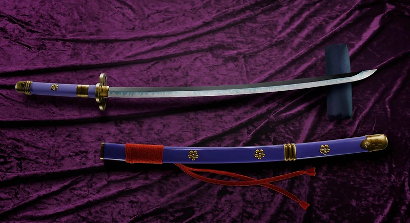Tamashii Nations One Piece Roronoa Zoro Three Sword Style set (Wado Ichimonji, Sandai Kitetsu