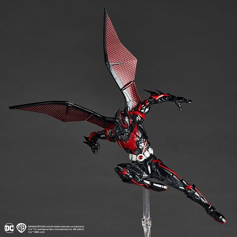 Diamond Comics Revoltech Amazing - Yamaguchi Batman Beyond 6.7-in Action Figure