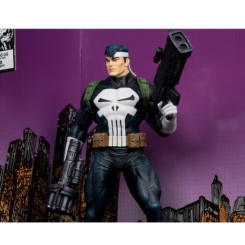 McFarlane Toys Marvel Collection The Punisher War Journal The Punisher (issue 8) 1:6th Scale Figure