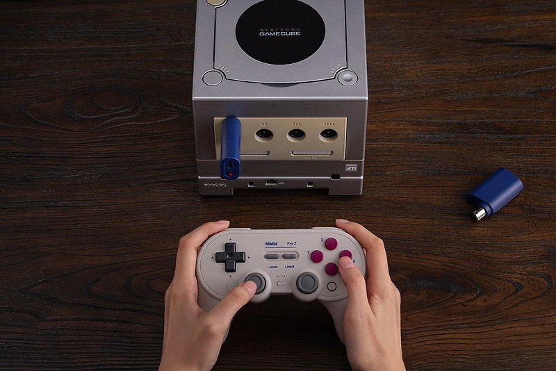 8BitDo Bluetooth Retro Receiver for GameCube, Wii and Windows