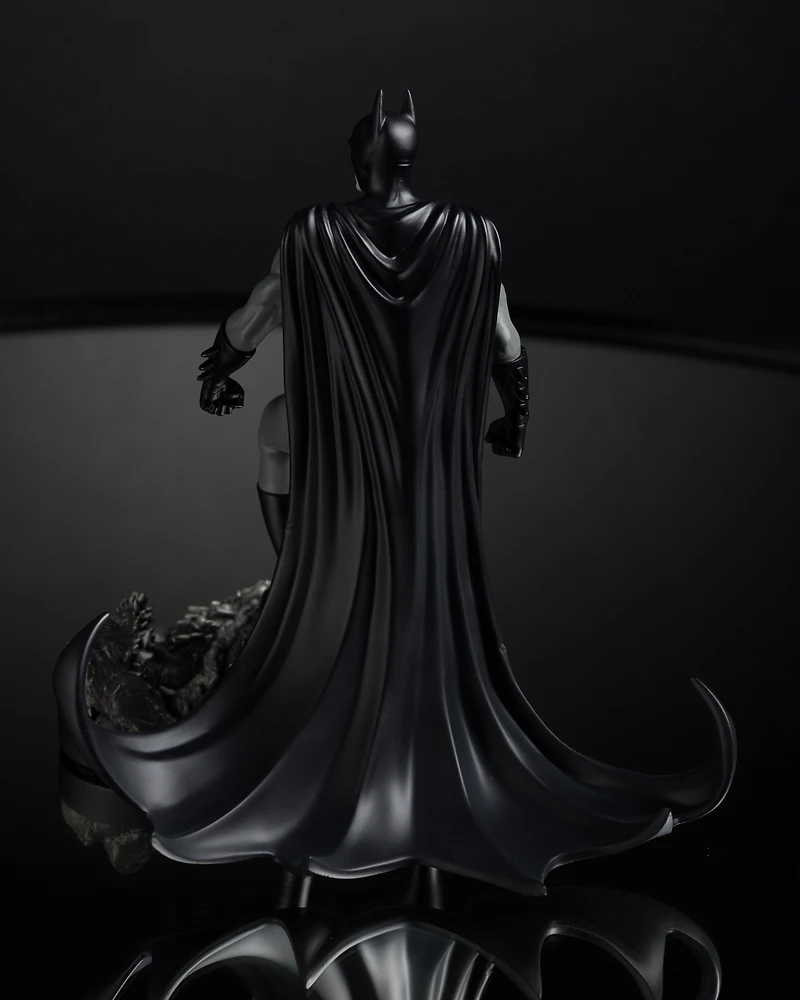 McFarlane Toys DC Direct Batman by Bjorn Barends (Batman Black and White) 1:10 Scale Resin Statue