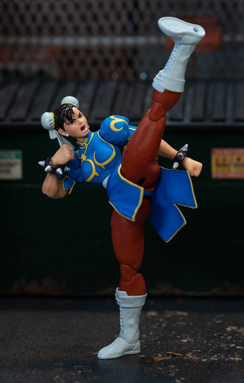 Ultra Street Fighter II Chun Li 6-in Action Figure