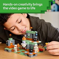 LEGO Minecraft The Trial Chamber Building Toy 21271