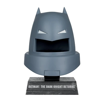 McFarlane Toys DC Direct Batman: Dark Knight Returns - Armored Batman Cowl 1:3 Scale Cowl Prop Replica