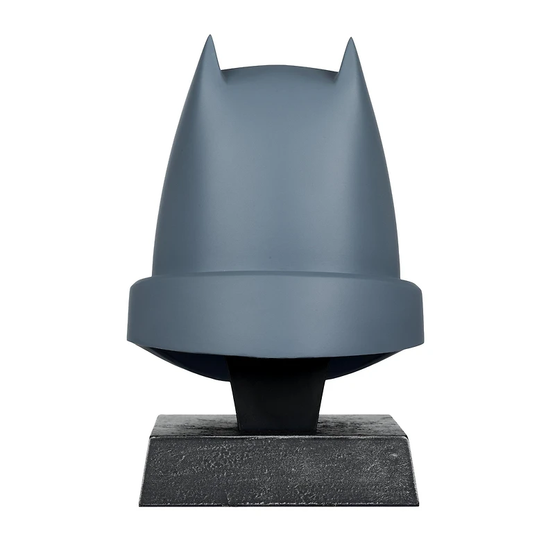 McFarlane Toys DC Direct Batman: Dark Knight Returns - Armored Batman Cowl 1:3 Scale Cowl Prop Replica