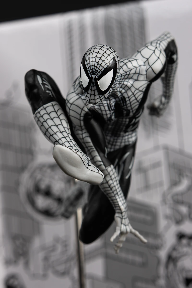 McFarlane Toys Gold Label Collection Marvel Spider-Man (Issue 6) 1:10th Figure GameStop Exclusive
