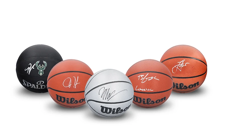 2025 Under Wraps Autographed NBA Basketball Mystery Box