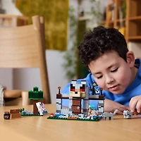 LEGO Minecraft The Wolf Stronghold Building Set 21261