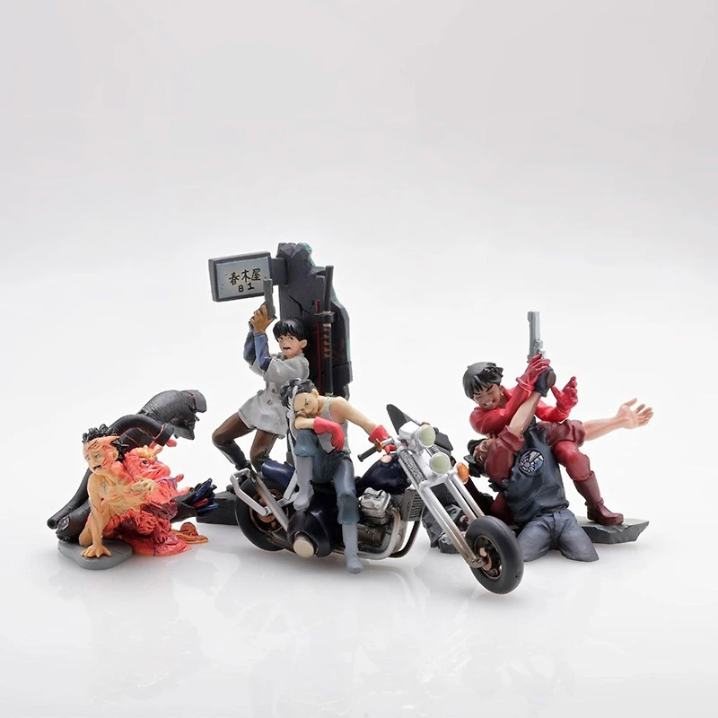 Akira Part 2 MiniQ (Tetsuo) Trading Figure Blind Box (Styles May Vary)