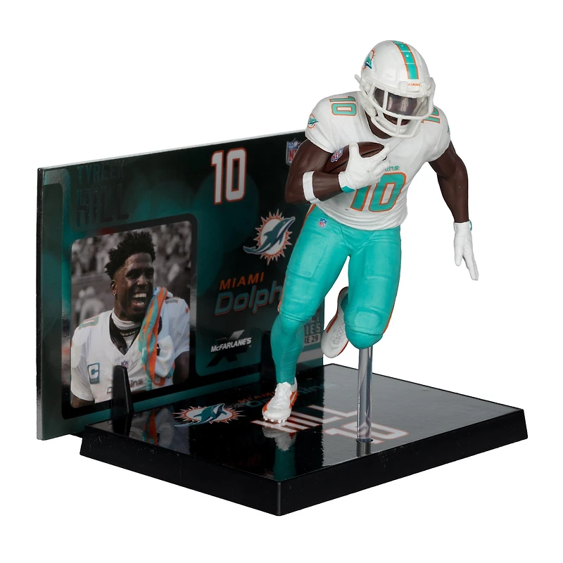 McFarlane Toys SportsPicks NFL Series Miami Dolphins Tyreek Hill (Alternate Jersey) 7-in Figure