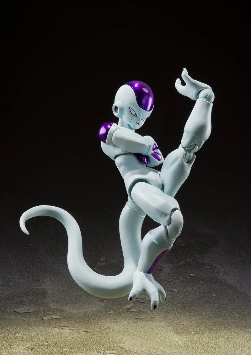 Bandai Dragon Ball Z Tamashii Nations S.H.Figuarts Frieza Fourth Form (Reissue) Figure