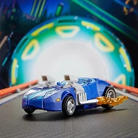 Hasbro Transformers  Deluxe Class Hot Wheels x Transformers Twin Milla 5-In Action Figure