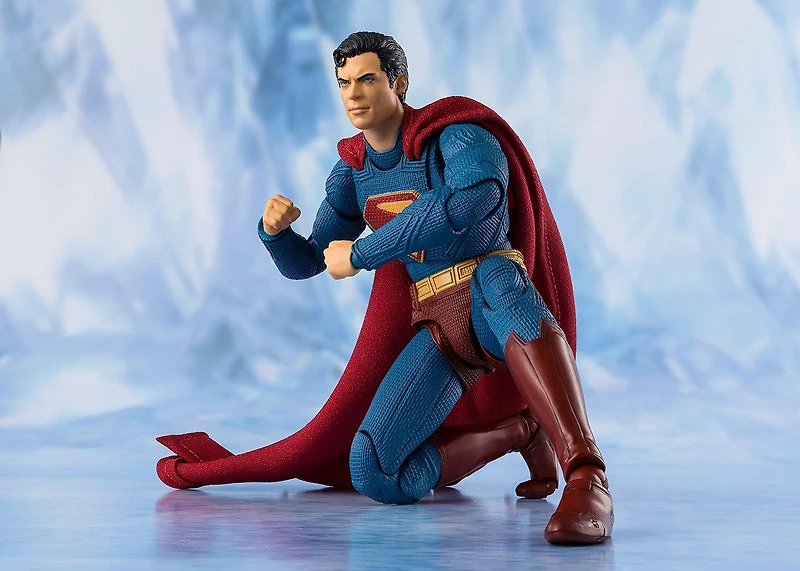 Bandai Tamashii Nations S.H.Figuarts Superman 6.5-in Figure