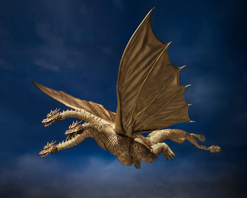 Bandai Godzilla Tamashii Nations S.H.MonsterArts King Ghidorah (1972) 9.8-in Figure