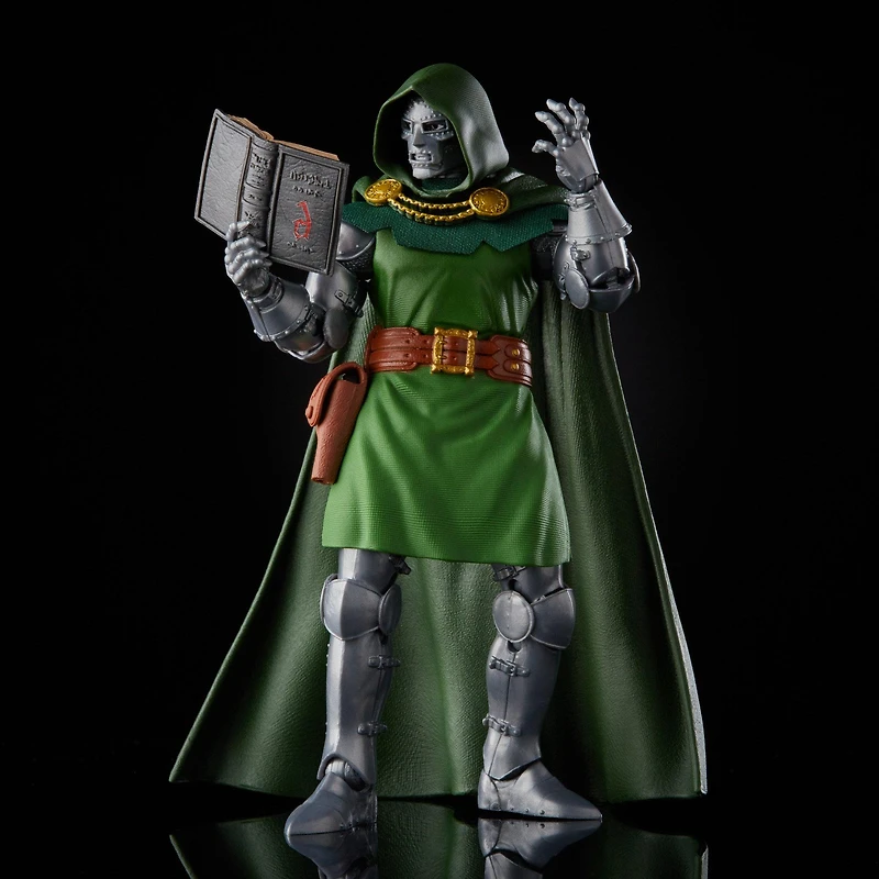 Hasbro Marvel Vintage Series Fantastic 4 Dr. Doom 6-in Action Figure
