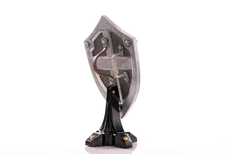 The Legend of Zelda: Breath of the Wild Hylian Shield Standard Edition 11.5-in Replica