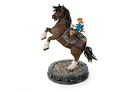 The Legend of Zelda: Breath of The Wild Link On Horseback (Standard Edition) Statue