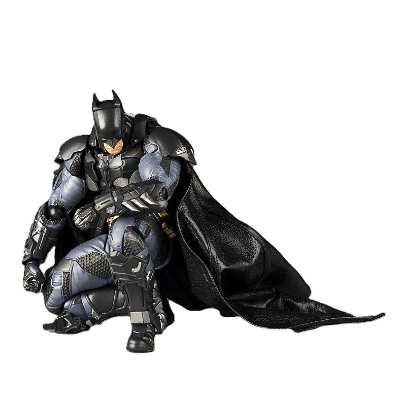 Revoltech Amazing Yamaguchi Batman (Batman Arkham Knight Ver.) Action Figure