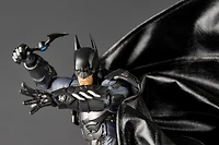 Revoltech Amazing Yamaguchi Batman (Batman Arkham Knight Ver.) Action Figure