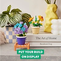 ZURU MAX Premium Garden Pot Plants Building Bricks Collection Campanula Capsule (Styles May Vary)