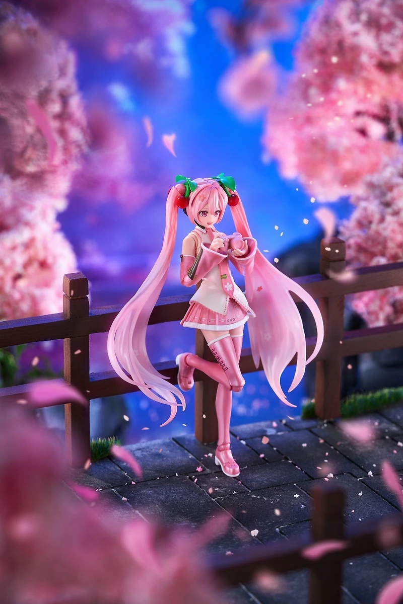 Blokees Hatsune Miku Sakura (Fantastics Series) 5.9-in Figure