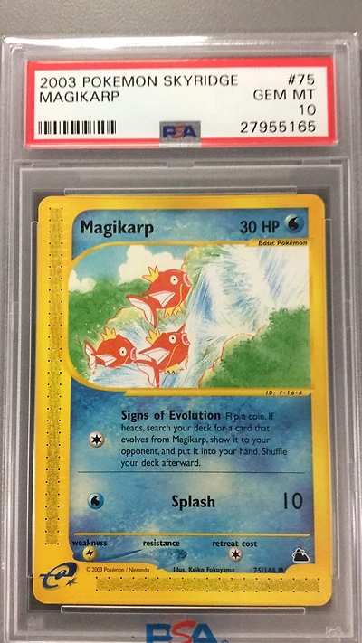2003 Pokemon Skyridge 75 Magikarp PSA