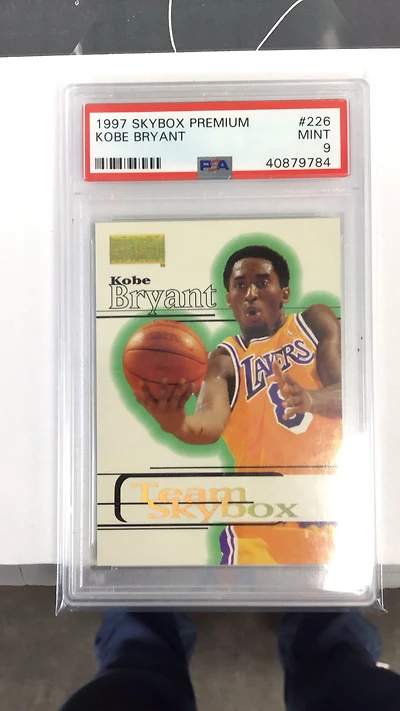 1997 Skybox Premium Kobe Bryant PSA 9