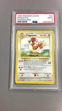 1999 Pokemon Game 22 Pidgeotto Shadowless PSA