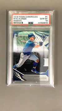 2019 Panini Chronicles Phoenix 1 Pete Alonso PSA 10
