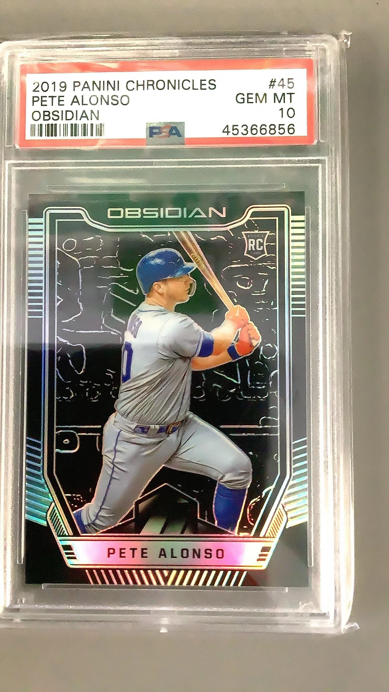 2019 Panini Chronicles Obsidian 45 Pete Alonso PSA 10