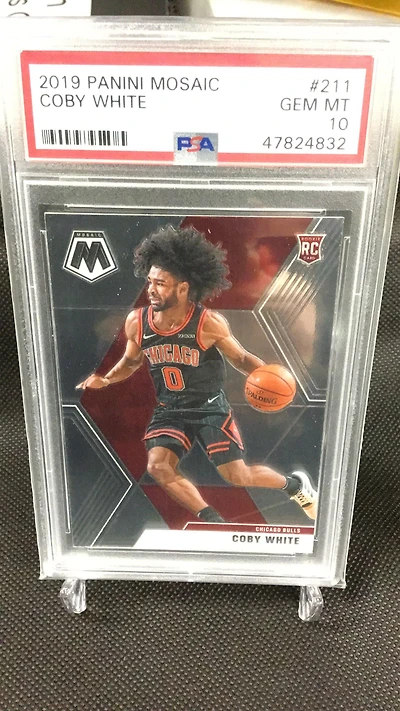 2019 Panini Mosaic 211 Coby White PSA